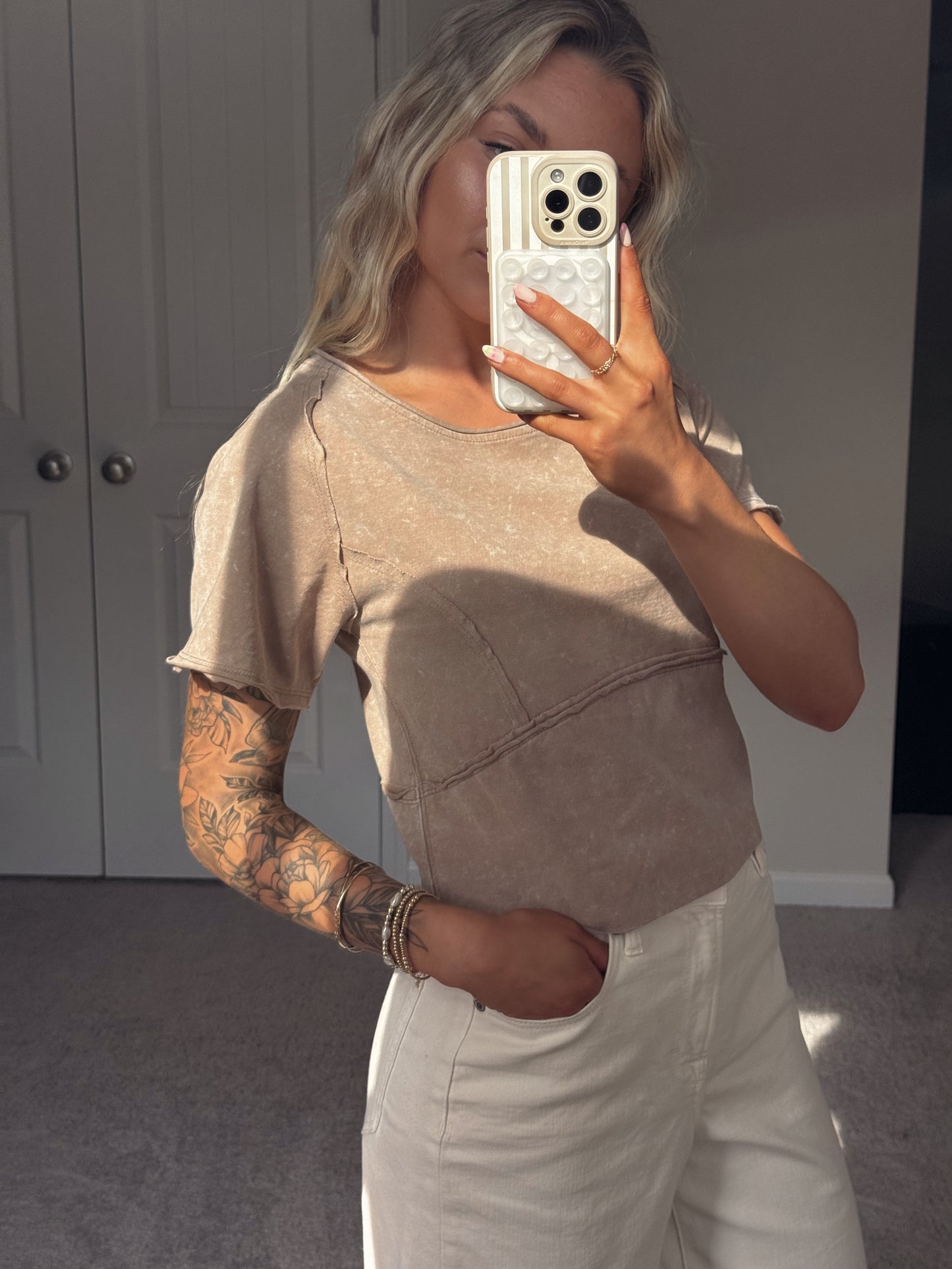 Sunny Days Tee- taupe